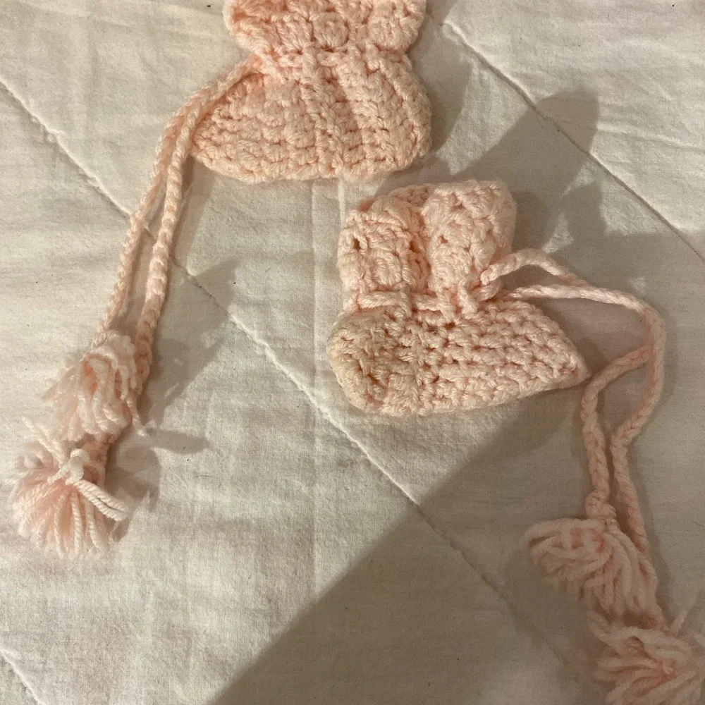 Hand Crafted Pink Booties Newborn (FB)
